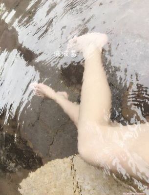 漂亮的保母