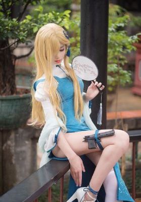 帅哥桶美女